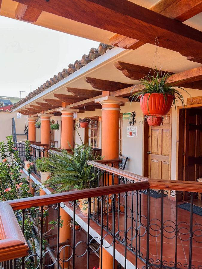 Hotel La Casa De Mama San Cristóbal de Las Casas Dış mekan fotoğraf